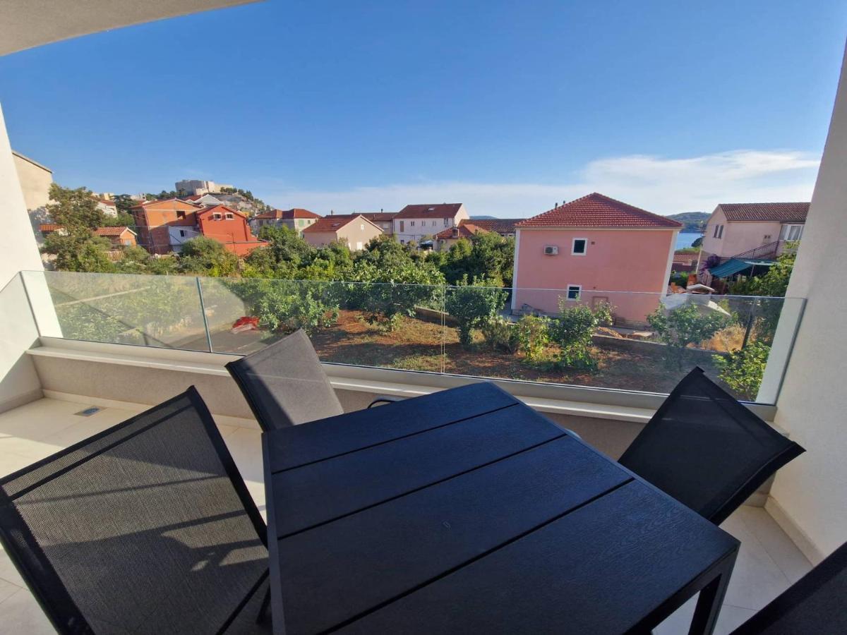 שיבניק Providenca Residence מראה חיצוני תמונה