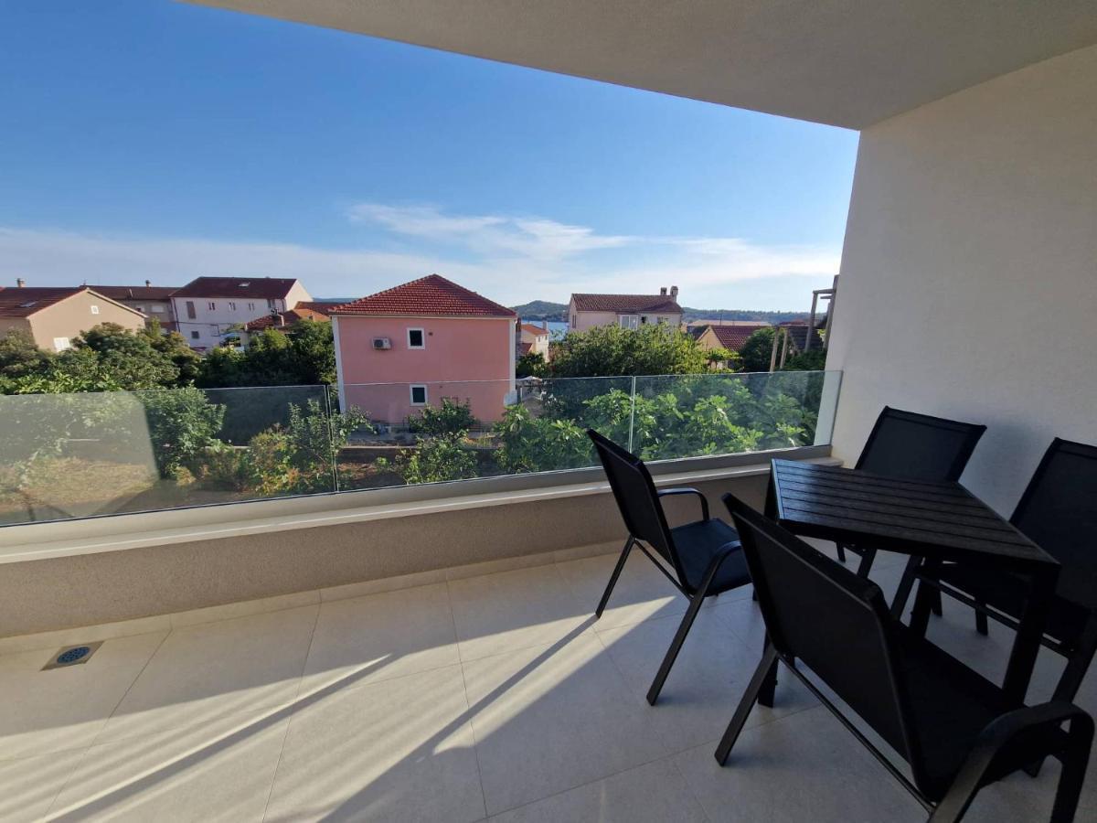 שיבניק Providenca Residence מראה חיצוני תמונה