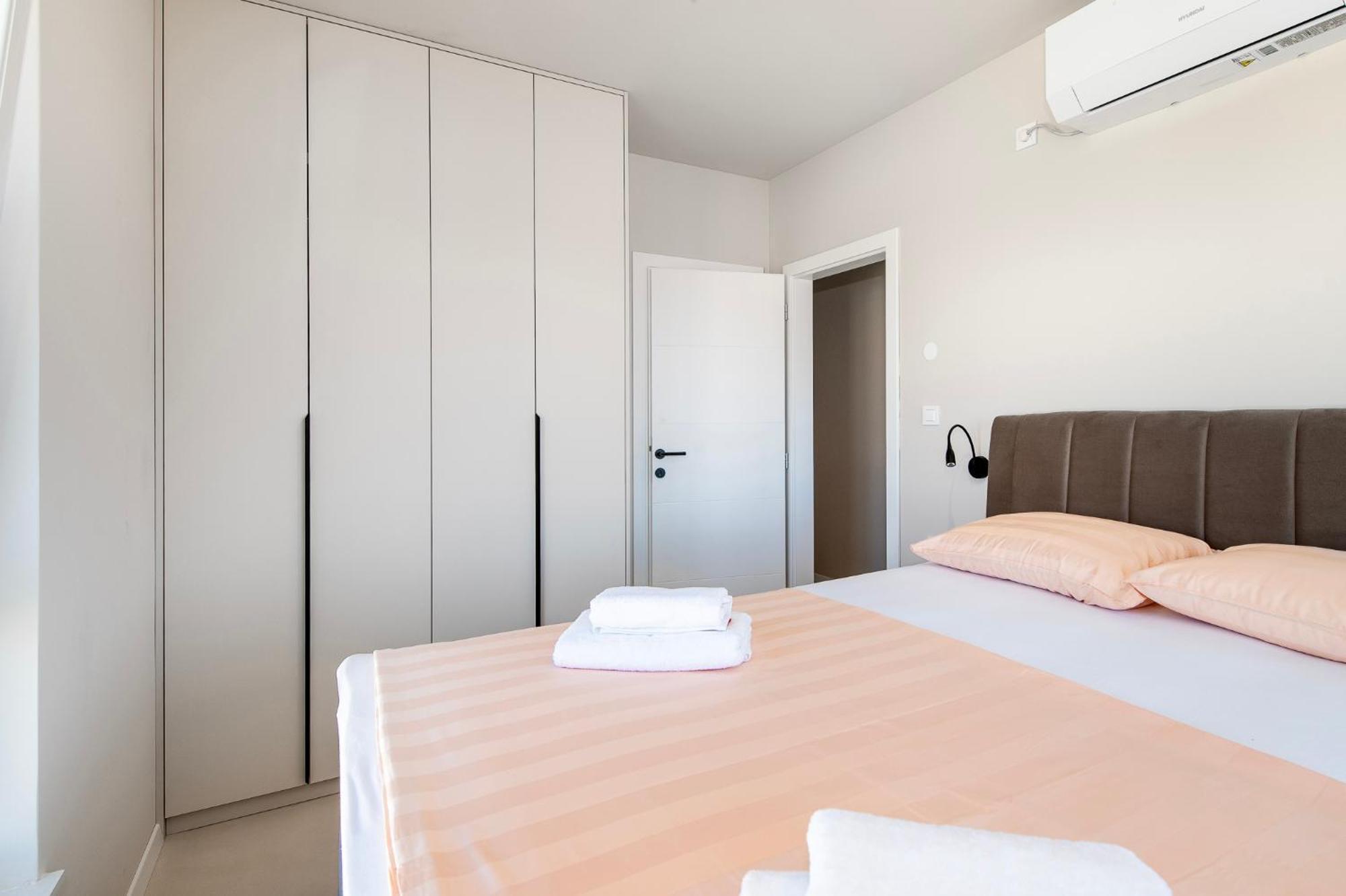שיבניק Providenca Residence מראה חיצוני תמונה